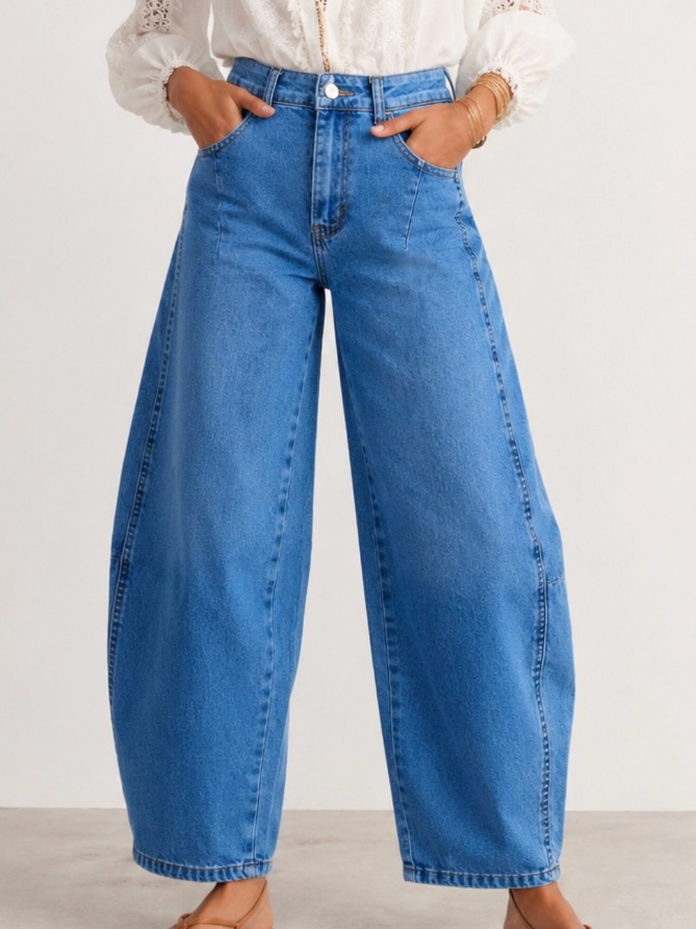 Your Cute Jeans Barrel Leg Jeans 5 Seamed Horseshoe Wide Leg Medium Wash Y2K